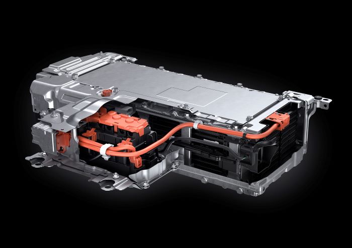 Pin xe Lexus LM 500h 6 chỗ